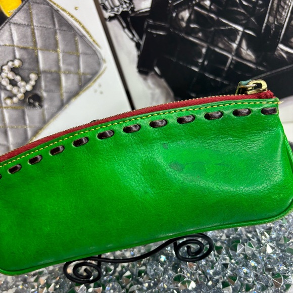 Dooney & Bourke RARE Florentine leather cosmetic case GUC - Picture 5 of 13